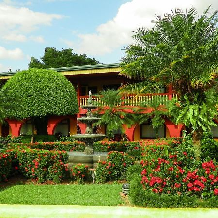 Hotel Suerre Guápiles Екстериор снимка