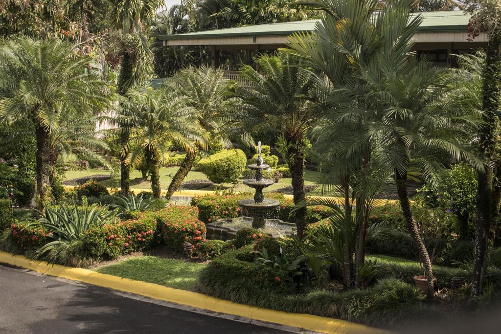 Hotel Suerre Guápiles Екстериор снимка