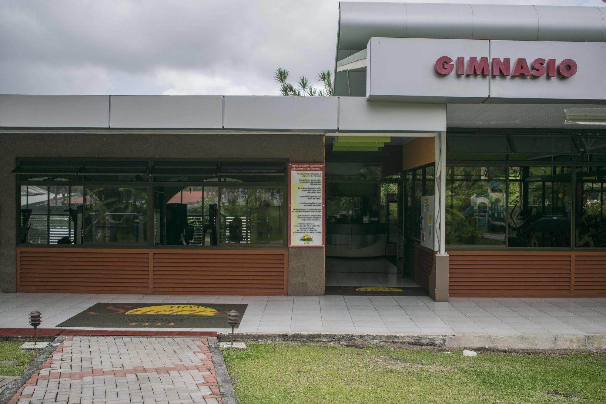 Hotel Suerre Guápiles Екстериор снимка